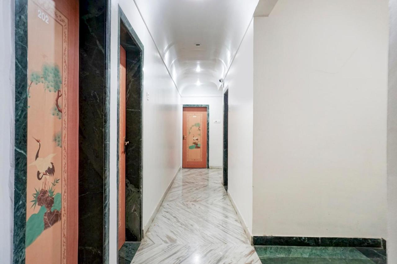 Collection O 86387 Pristine Inn Hotel Pune