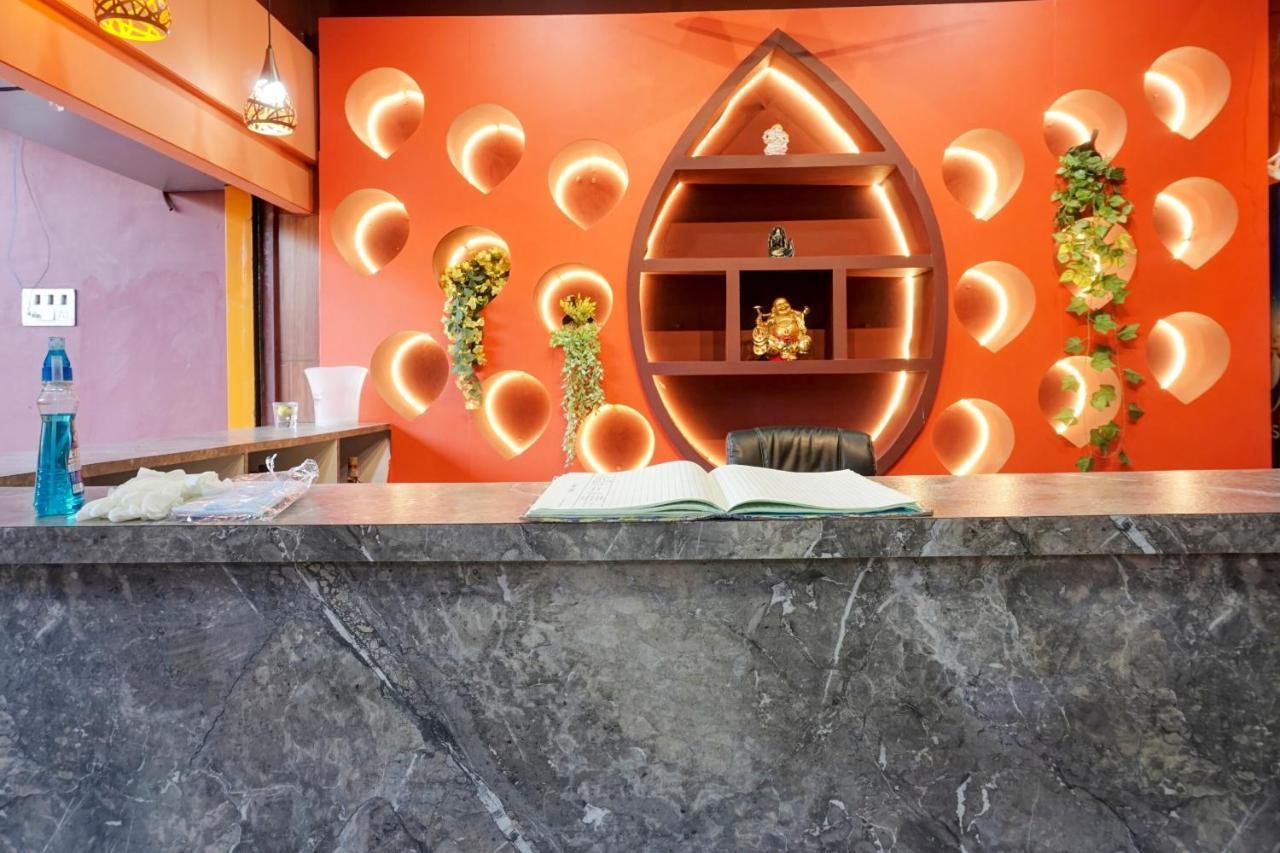 Collection O 86387 Pristine Inn Hotel 4* Pune